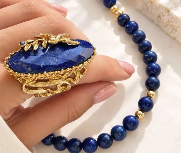 Каблучка Royal Blue з лазуритом та сапфіром — срібло 925, позолота